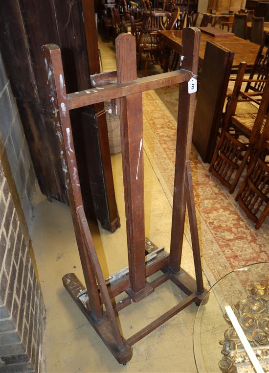 An artists studio easel, width 54cm, depth 60cm, height 133cm - unextended